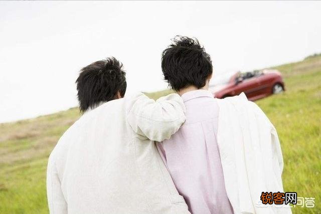 你遇到过最奇葩的舍友什么样的？