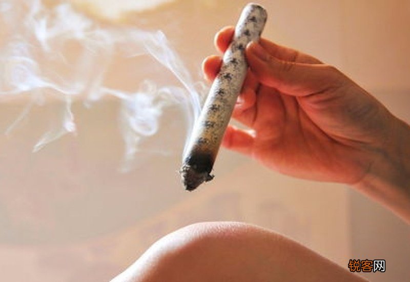 一般艾灸后湿气从身体哪些位置排出