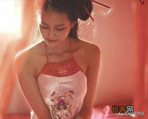 古代妃子为什么不哺乳皇子,而是选择找乳娘？