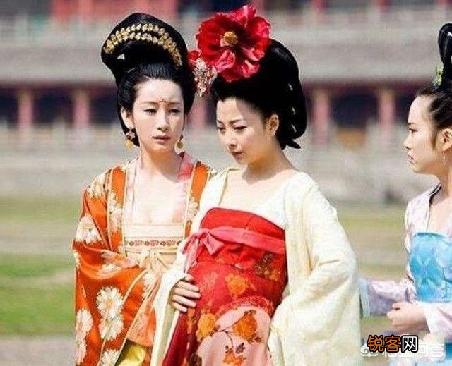 古代妃子为什么不哺乳皇子,而是选择找乳娘？