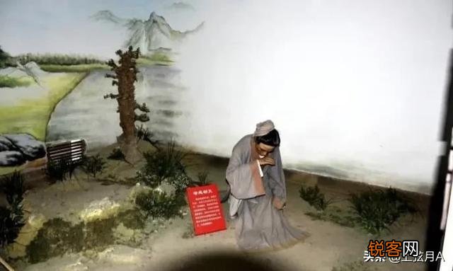 古代女子,动辄卖身葬父母,或为奴或为娼,不就是挖个坑的事吗？