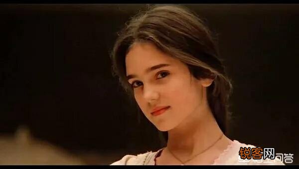 影视和电影的区别有什么最重要的特点？