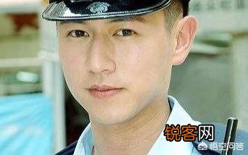 你在TVB里面最喜欢的4个人是谁？为什么？