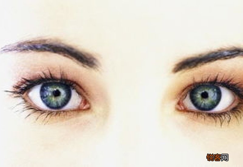 艾草水进眼睛怎么办