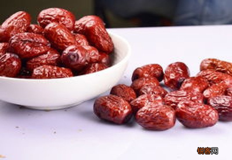 每天吃红枣的好处有哪些 每天吃红枣有什么坏处