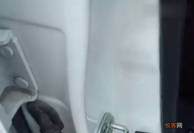 车减震吱吱响怎么处理 汽车减震嘎吱响怎么办