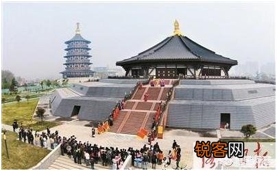 带孩子去洛阳旅游,有哪些名篇古迹？