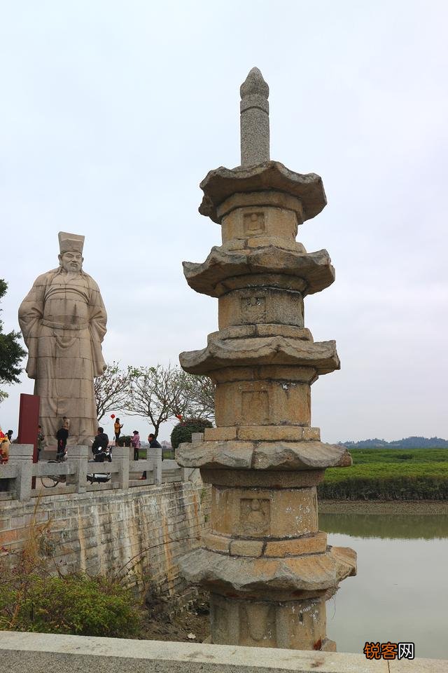 泉州洛阳桥的由来,有什么历史介绍吗？