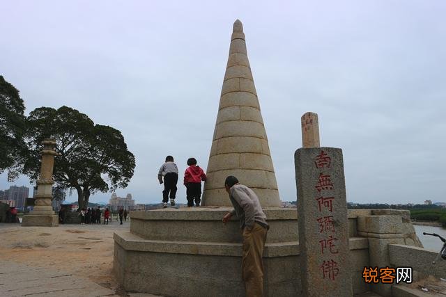 泉州洛阳桥的由来,有什么历史介绍吗？