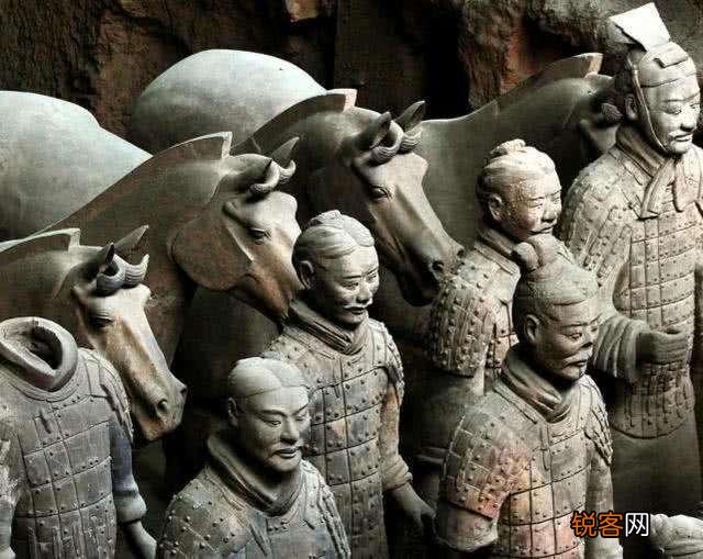 秦始皇的陵墓在哪里？为何挖不得？