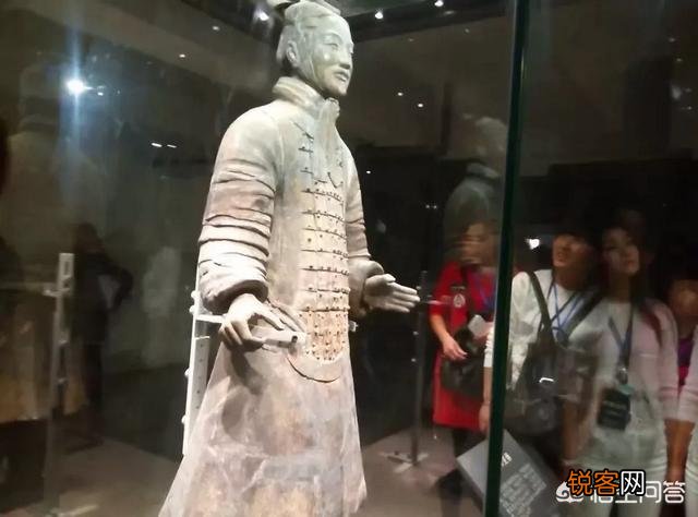 去西安旅游,看到秦始皇陵兵马俑的最深刻的感觉是什么？