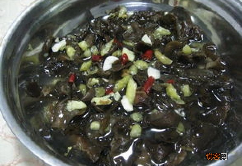 泡椒木耳泡多久就不能吃了