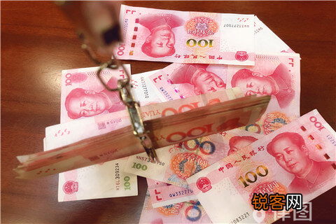 关于财产分割律师收取费用如何确定？