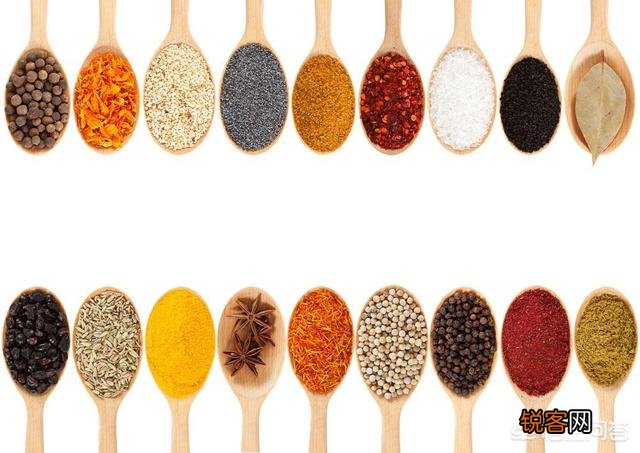 麻辣烫汤底有哪些常见的调料？