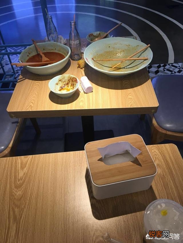 麻辣烫汤底有哪些常见的调料？