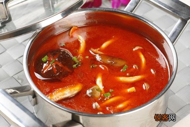 麻辣烫的锅底怎么弄才好？