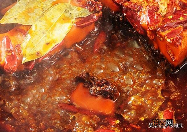 麻辣烫底料怎么制作？