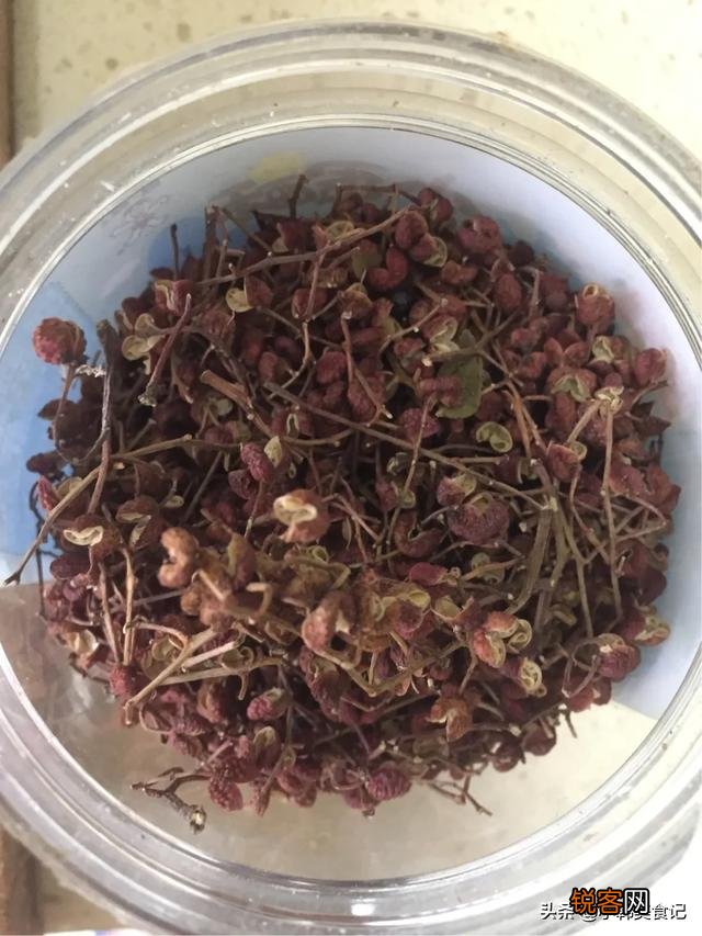 怎样才能做好麻辣烫的汤底？