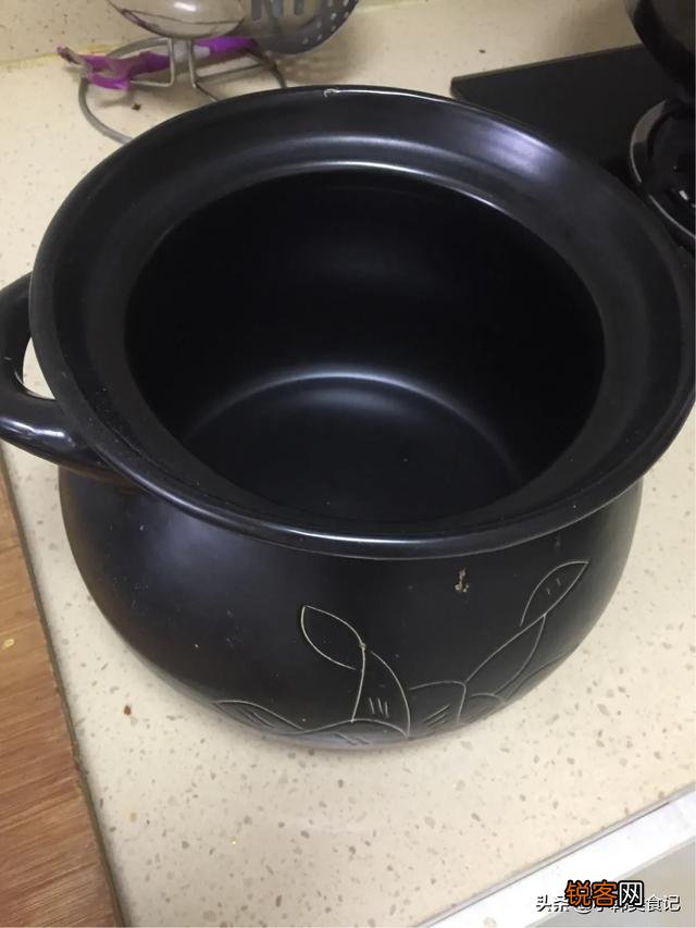 怎样才能做好麻辣烫的汤底？