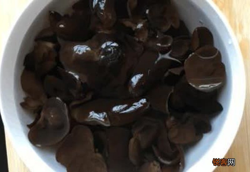 正确泡木耳冷水还是热水