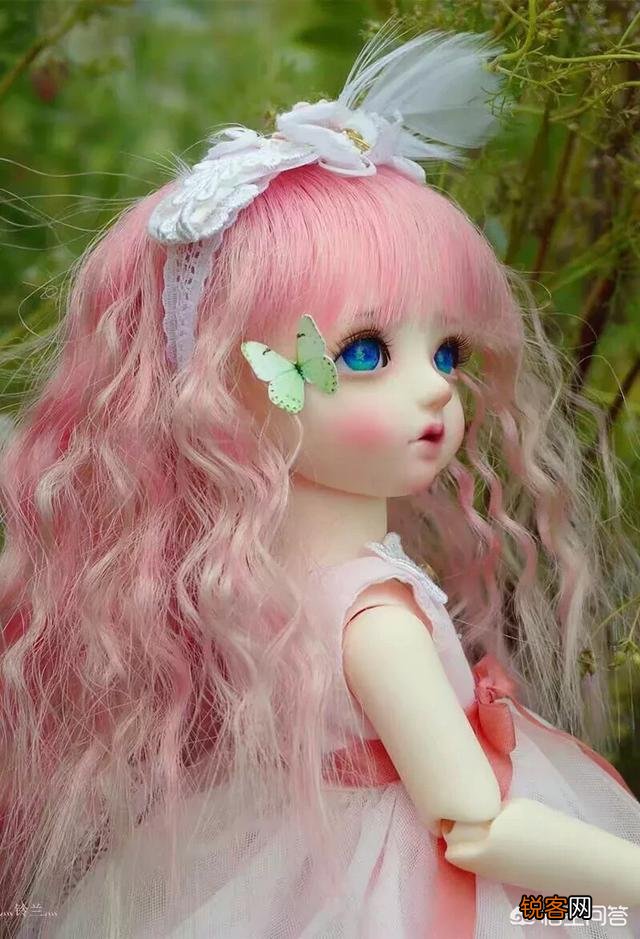 有没有粉色系和萌系的动漫女头？