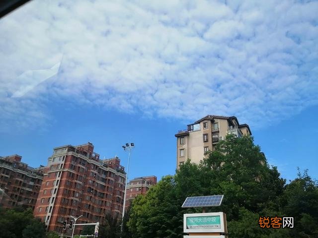 我很想写小说,但是不知道该怎么动笔,谁能说一下步骤？