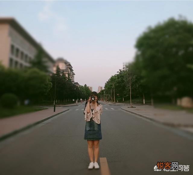 撕书挖洞躲被窝,你为看小说还干过什么？