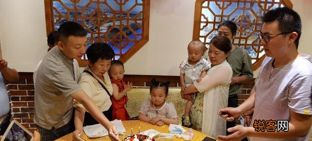 郭威态度变化那么大,一边倒支持许敏,请问他经历了什么？