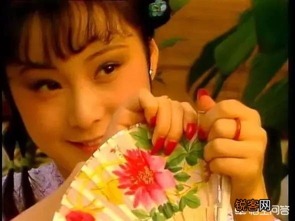 《红楼梦》怡红院里的海棠花有何寓意？