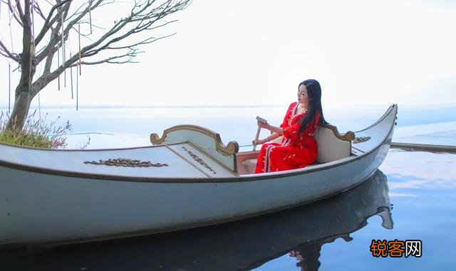 如何理解俗语:“雷打真孝子,财发狠心人”？