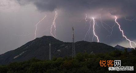 如何理解俗语:“雷打真孝子,财发狠心人”？