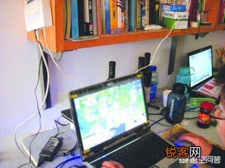 为什么现在很多大学生都喜欢天天待在宿舍睡觉打游戏,他们没有感到迷茫吗？