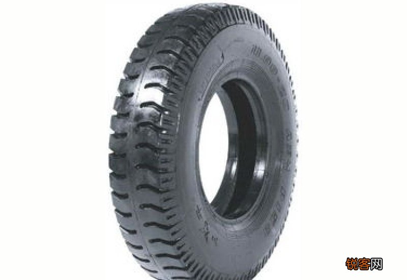 汽车轮胎发出臭味,有毒吗?