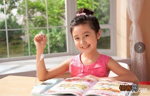 那位可爱的点读机女孩高考568分,你怎么看？