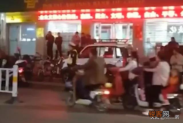 引发南阳新华路刑案的真正原因是什么？
