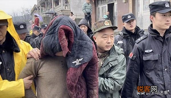 湖南发生杀人案2死2伤,凶手在逃,是什么原因？