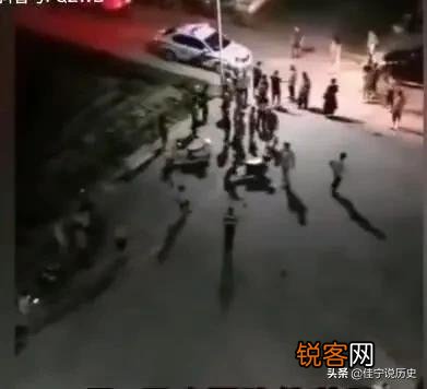 致3死7伤的福建命案,凶手曾自言自语“不服来单挑”,这为何？