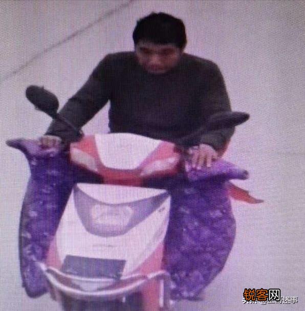 江西高安一男子在农贸市场持刀伤人,是由什么引发的？