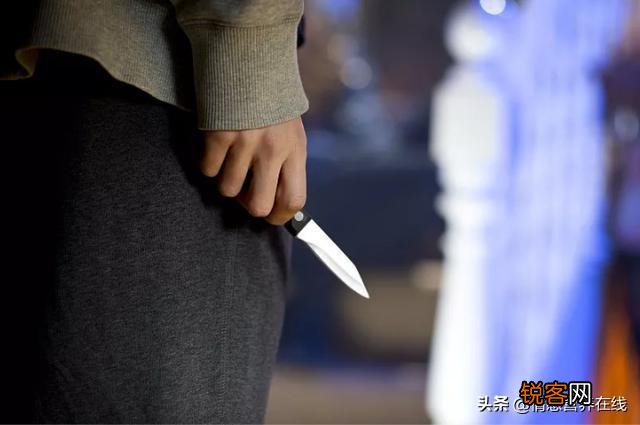 亲吻老板娘的醉酒男被捅死,老板被判无期徒刑,谁更值得同情？