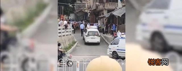 悲剧！因房产纠纷,福建52岁男子杀死63岁亲哥哥,怎么回事？