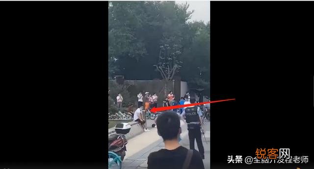 成都成华众目睽睽杀人事件,你有何看法？