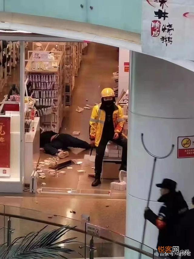 外卖小哥杀人事件,到底是谁的错？是什么让他做出如此选择？