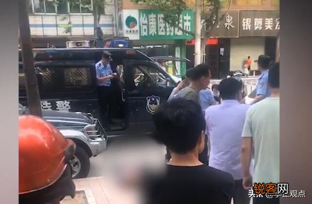陕西凤翔突发命案2死1伤,出租车司机遇害,凶手潜逃,咋回事？