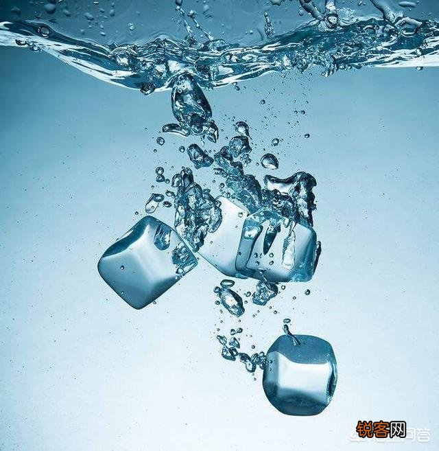 为什么水是透明的？