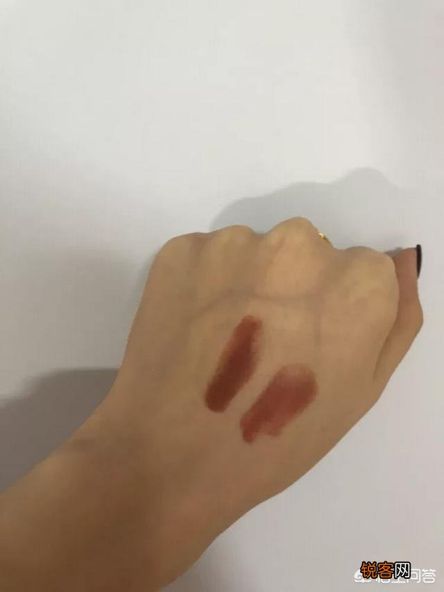 各位仙女姐姐们,有没有看起来高级有质感的土棕色口红推荐呢？