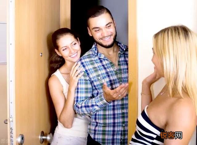 我是护士,邻家老人频繁要求我在家输液我苦不堪言,该怎么拒绝？