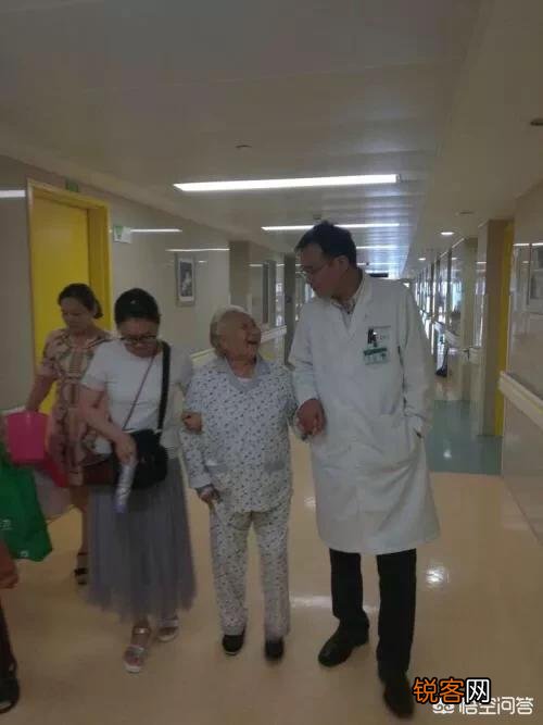 在医院遇到最奇葩的病人家属和事情是什么？