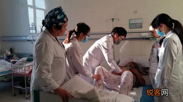 你在病房里见过哪些忘不掉的事？