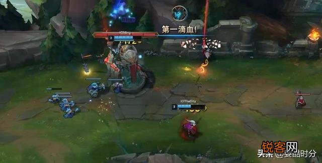 Theshy连玩两局滑板鞋,却建议粉丝：操作系数过高,最好ban掉,这英雄强吗？