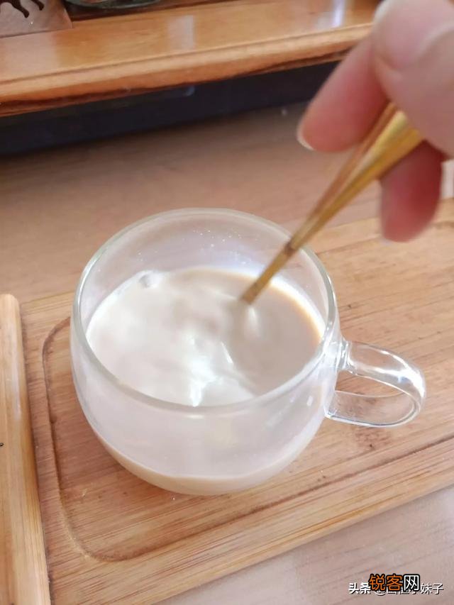 天天喝奶茶,没瘦也没有胖,奶茶热量高吗？